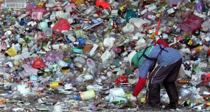 Încrengătura politică ascunsa a gunoaielor/Există o “mafie” a gunoiului? Cu siguranta – DA! (II)