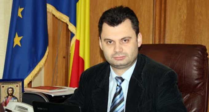 Fără “răutăcisme”, despre Adrian Dobre