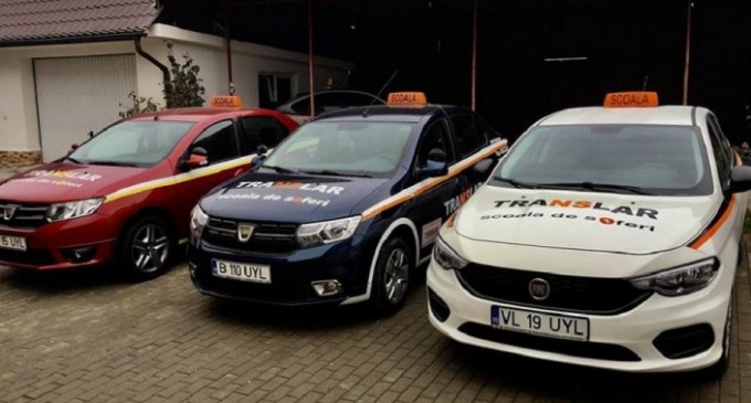 Translar – Campionii şcolilor de şoferi din Horezu, Râmnicu Vâlcea