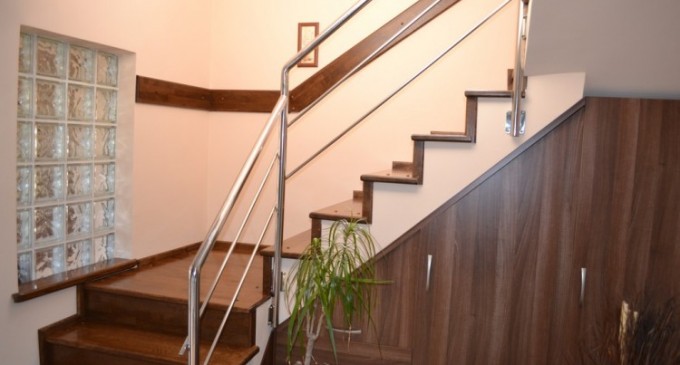 Stil Compact Design -furnizorul tau de scari interioare