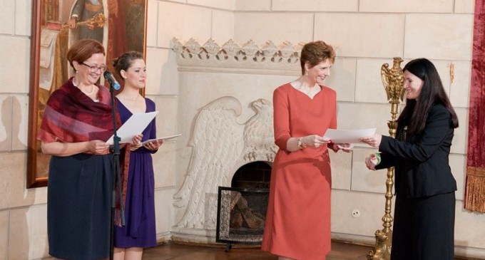 Manifest Autor: Claudia Bota – Ziarul Nationalul