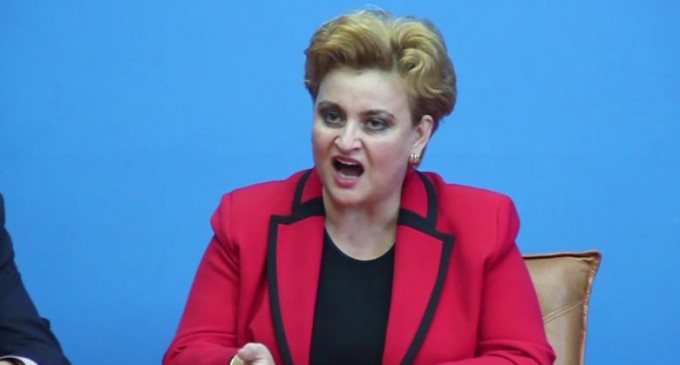 UE a anticipat pandemia generată de coronavirus: l-a finanțat pe PINTOIU de România cu fonduri europene pentru lumânări, coșciuge și colivă