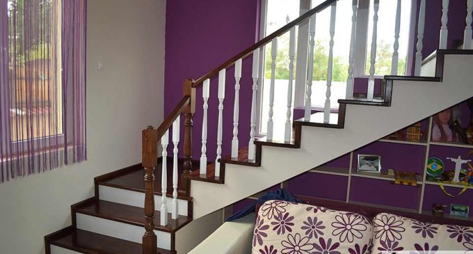 Cum trebuie sa facem alegerea scarilor interioare din lemn pentru casa noastra?