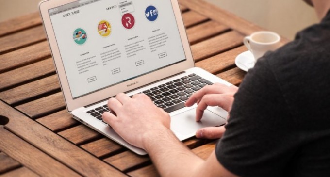 Cum alegem un furnizor de găzduire web