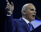 Cetatenii trebuie sa se trezeasca din starile induse de guvernantii de azi si sa evalueze calitatea mentala a politicienilor puterii actuale, dar si a celor ce mimeaza opozitia virtuala fata de abuzurile institutionale din aceasta perioada trista a Romaniei