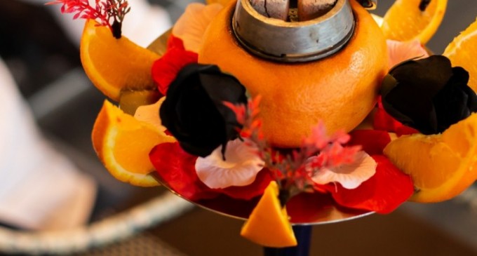 Ganesha Caffe se pregătește pentru redeschiderea terasei