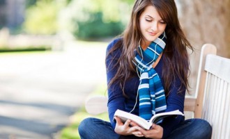 Motive pentru a citi carti de dezvoltare personala