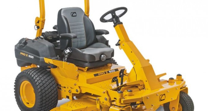 5 motive pentru a-ţi cumpăra un tractoraş de tuns iarba