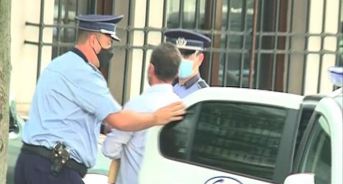 Un procuror anost si netot „specializat” in infractiuni economice si spalarea banilor in vreme ce el credea ca T.V.A.-ul este „rulaj”/ Modus operandi: cu ce documente erau „incarcate” dosarele pe care le instrumenta si ce martori utiliza