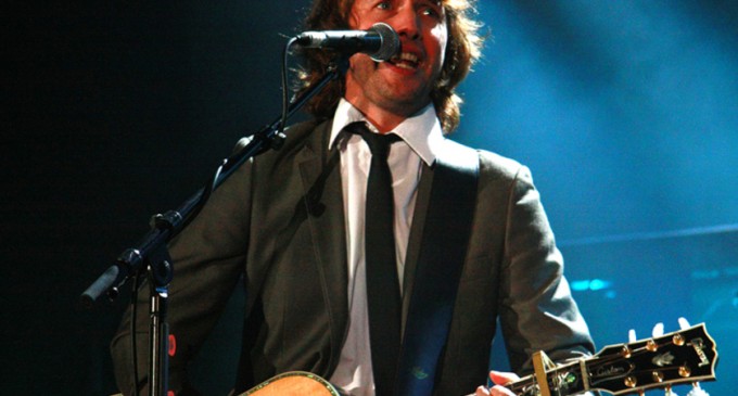 Ce boală a făcut James Blunt după ce a mâncat doar carne în facultate ca să le facă în ciudă colegilor vegetarieni – Showbiz