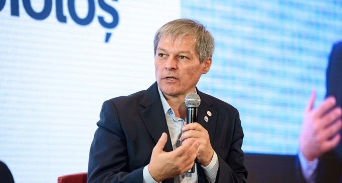 Cioloș îi cere demisia ministrului Educației: Este haos / Nu avem nicio certitudine că școlile se pot deschide în siguranță – Esential
