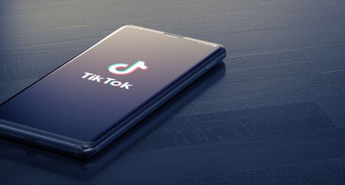 Comisia Europeană cere TikTok revizuirea practicilor comerciale pentru a proteja drepturile consumatorilor europeni – Esential