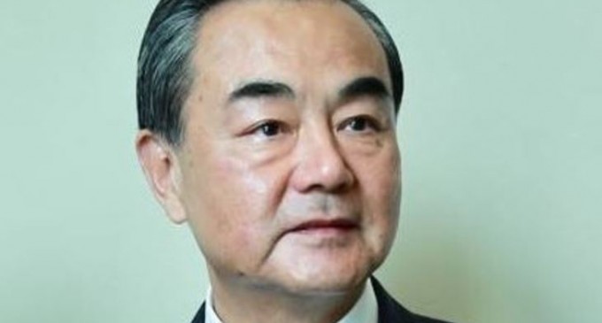 Prima vizită post-Covid a ministrului de externe chinez în Europa / Viktor Orban se duce la Beijing – International