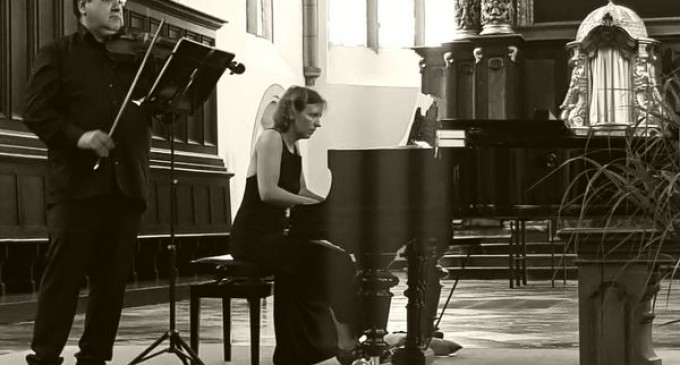 „A fost o binecuvântare să aud un concert live după atât de mult timp” – Teo Arias, Karina Șabac au cântat în Biserica Sf Nicolae-Aachen – Perspektiva