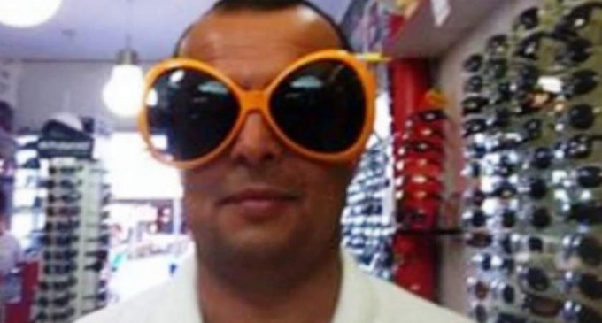 Toate firele duc la Casa Albă