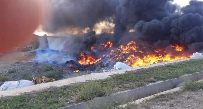 Model de administratie liberala/UN NOU INCENDIU, IERI SEARA, LA GROAPA DE GUNOI DIN ARICESTII RAHTIVANI, la firma unde candidatul PNL la Primaria ARICESTII RAHTIVANI – Mihai Viorica – este agent IMOBILIAR (II)