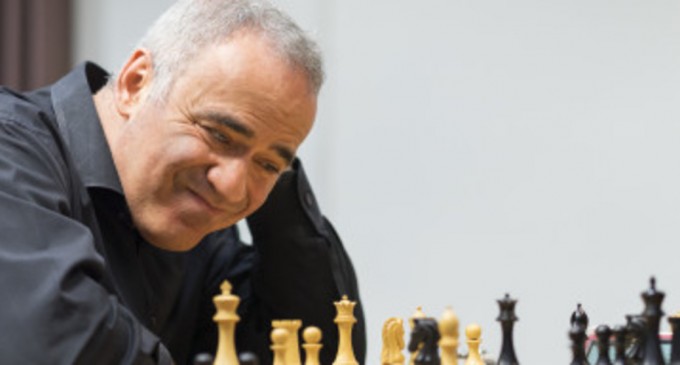 Care este ultima glumă despre vaccinul rusesc, potrivit lui Garry Kasparov – International