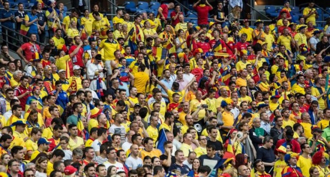 Ludovic Orban, întrebat despre revenirea suporterilor pe stadioane: Acolo chiar există riscul de focar. Opiniile cvasigenerale sunt să fim prudenţi – Esential