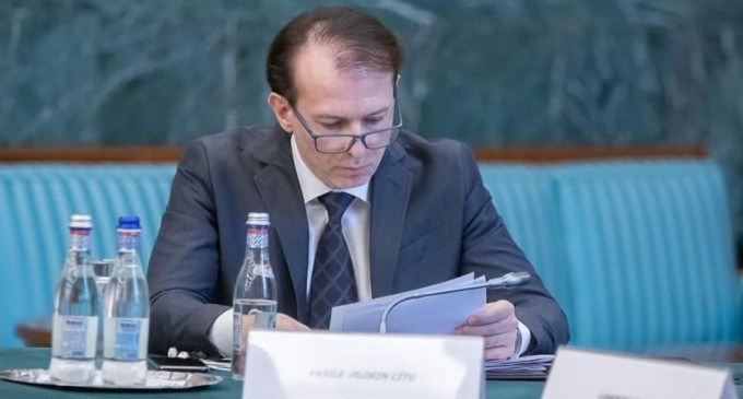 ​Cîțu spune că politica fiscală și-a făcut treaba și arată cu degetul spre BNR: Politica fiscală a făcut majoritatea muncii. Banca Centrală nu și-a atins ținta pentru cumpărarea de titluri de stat, iar dobânda de politică monetară este încă ridicată – Finante & Banci