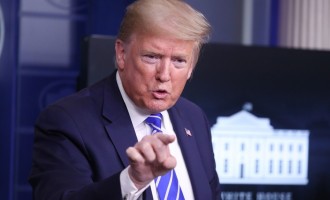 SUA: Trump îl atacă virulent pe John McCain, a cărui văduvă a anunţat că-l susţine pe Biden – International
