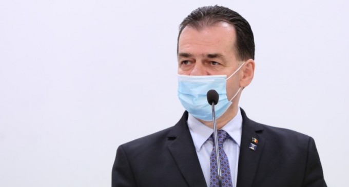 Orban, despre protestele faţă de purtarea măştii în şcoli: Unii parcă nu îşi iubesc copiii – Esential