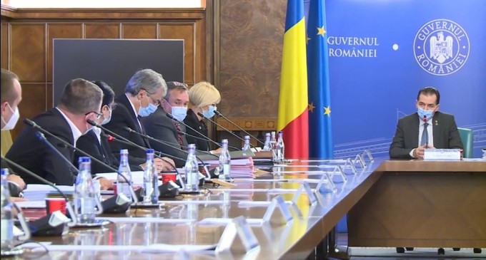 Guvernul alocă 100 milioane euro pentru ca firmele din HORECA să poată instala panouri fotovoltaice – Esential