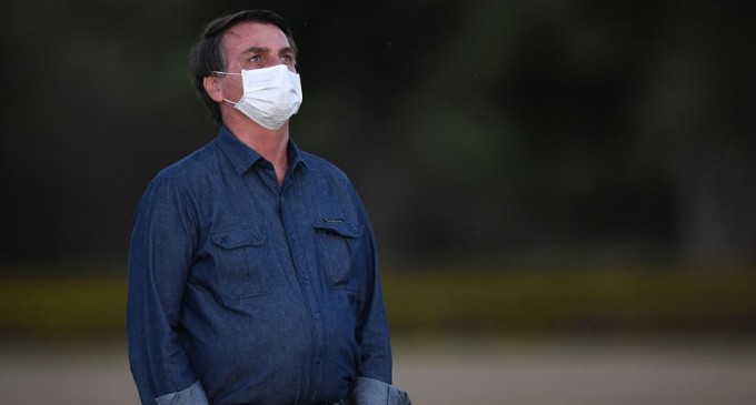 Popularitatea lui Jair Bolsonaro a crescut, în ciuda criticilor privind modul în care a gestionat pandemia – Esential
