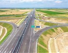 VIDEO Prima autostradă finalizată în 2020: Traficul va fi deschis vineri pe tronsonul care se leagă direct de rețeaua de autostrăzi a Ungariei – Infrastructura_Articole