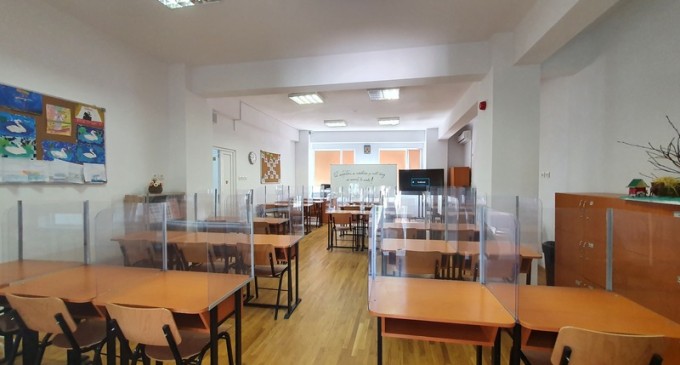 Ministerul Educației a publicat ghidurile metodologice care stabilesc în ce condiții începe anul școlar în contextul pandemiei