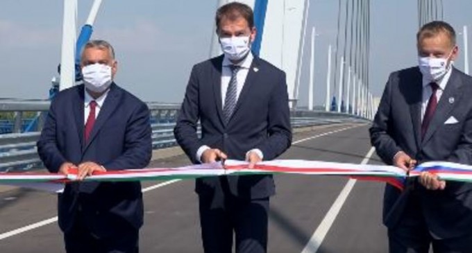 Ungaria şi Slovacia au inaugurat un nou pod peste Dunăre / Următorul proiect comun: o linie de tren de mare viteză – International