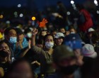 ​VIDEO Thailanda: Cele mai mari proteste din ultimii ani. Oamenii au manifestat faţă de Guvern şi Monarhie – „Jos cu feudalismul! Trăiască poporul!” – International