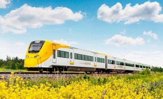 Cum merg europenii cu trenul la aeroport – În timp ce lângă București abia s-au făcut 3 km noi de cale ferată, alte orașe au linii ce permit și viteze de 160 km/h către aeroport – Industrie Feroviara