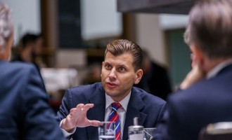 Germania: Membru AfD exclus din partid după ce a afirmat că migranții ar putea fi împușcați sau gazați – International