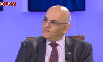 Raed Arafat spune că nu a avut loc „o discuţie oficială” cu privire la amânarea începerii anului şcolar – Radio – TV