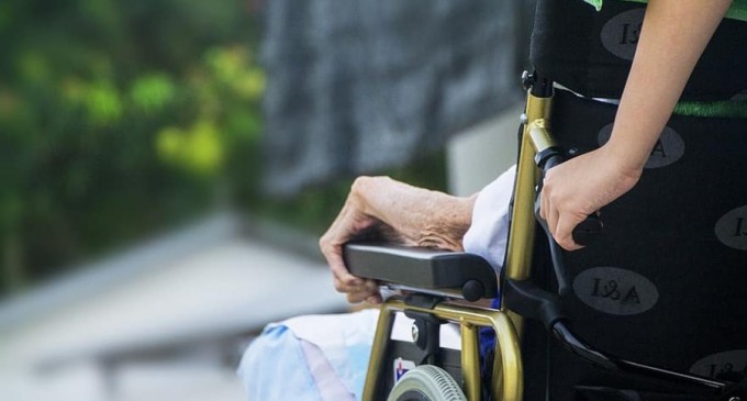 Italia: Badantele care nu au certificatul verde trebuie să plece din casa în care lucrează şi locuiesc – International