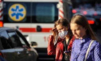 Coronavirus în lume: Testele cu liderul din cursa vaccinurilor au fost oprite / Bilanțul deceselor a trecut de 900.000 – Coronavirus
