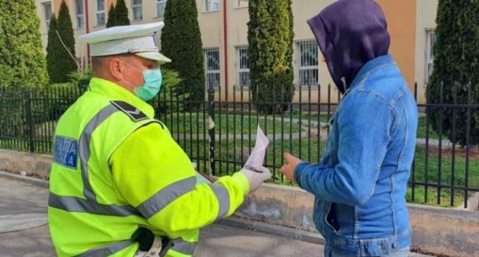 Obligativitatea purtarii mastii de protectie in spatii publice deschise nu exista in Legea nr 55/2020/Se instituie un abuz in serviciu al autoritatii fata de cetateni prin HG, norma secundara, infralegala in aplicarea legii