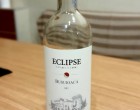 Teapa de la Crama Basilescu. Sortimentul Eclipse Busuioaca Dry a ajuns un vin de calitate joasa la acelasi pret