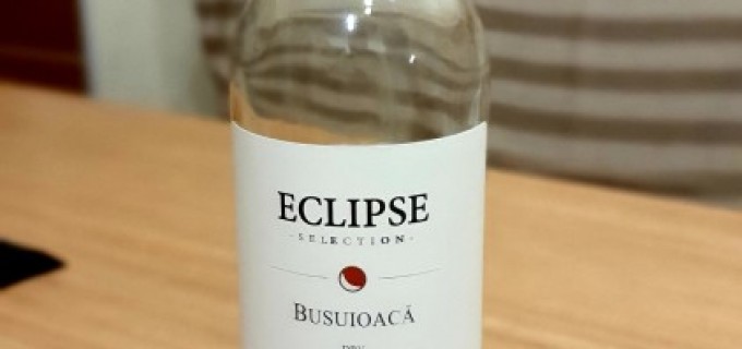 Teapa de la Crama Basilescu. Sortimentul Eclipse Busuioaca Dry a ajuns un vin de calitate joasa la acelasi pret