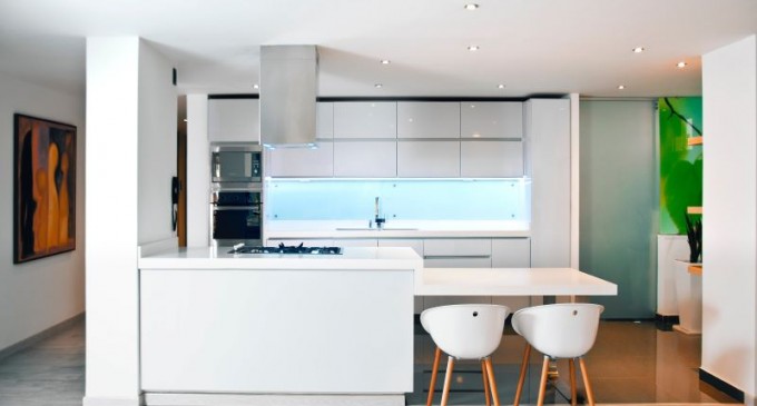 La Ce Fel De Riscuri Se Expune Oricine Cauta