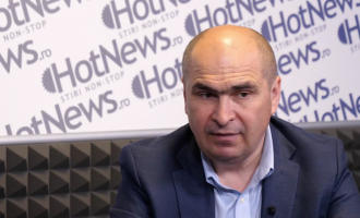 Consiliul Județean Bihor a aprobat reducerea la jumătate a personalului instituției / PSD și UDMR au votat împotrivă / Bolojan: Bani tocaţi de oameni care nu-şi justifică locul de muncă – Administratie Locala