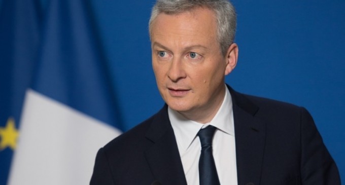 Ministrul francez de finanțe vrea un control mai strict asupra rulajului financiar al grupurilor islamiste – International