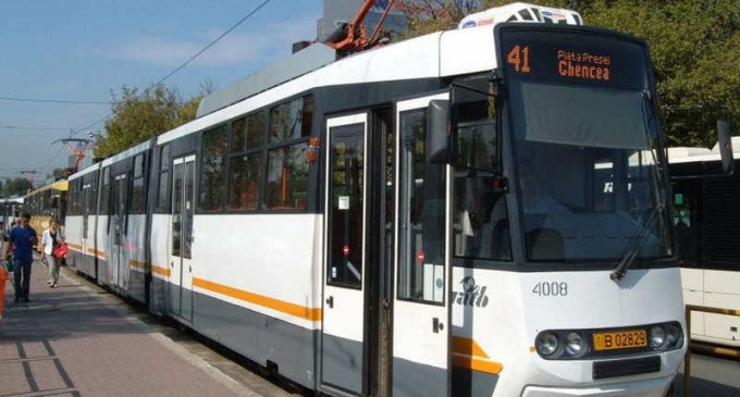 Circulația tramvaielor liniei 41 va fi suspendată pentru câteva zile, începând de miercuri / Va fi înființată o linie navetă de autobuze / Traseul acesteia – Esential