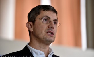 Barna, despre schimbarea unor directori de școli: Demers rușinos, de mimetism de tip psd-ist. Nu este o inițiativă a Guvernului / Primul pas anul acesta, organizarea de examene naționale, pe bune, pentru inspectori și directori – Educatie