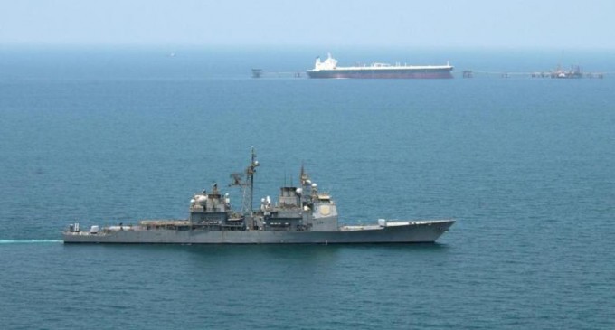 Echipajul unui petrolier, ameninţat de pasageri clandestini în sudul Marii Britanii / Șapte suspecți, arestați – UPDATE – International