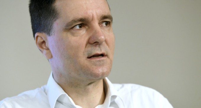 Nicușor Dan: Gabriela Firea este sursa frigului din apartamentele dumneavoastră – Administratie Locala