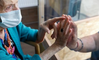 Coronavirus: Germanilor li se recomandă să sărbătorească Crăciunul „în schimburi” – Coronavirus