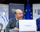 Băsescu, atac la Iohannis: Nu este suficient să ceară poporului să se spele pe mâini / Fostul președinte spune că trebuie să cerem Moscovei vaccinul rusesc – Politic