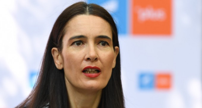 ​Tribunalul Bucureşti, aşteptat să ia o decizie în cazul mandatului de primar obţinut de Clotilde Armand – Politic