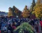 VIDEO Slujba de Sfânta Parascheva, în condiții speciale. Mitropolitul Modovei: Trăim în societatea noastră de câteva luni bune un sentiment al izolării, singurătăţii – Esential